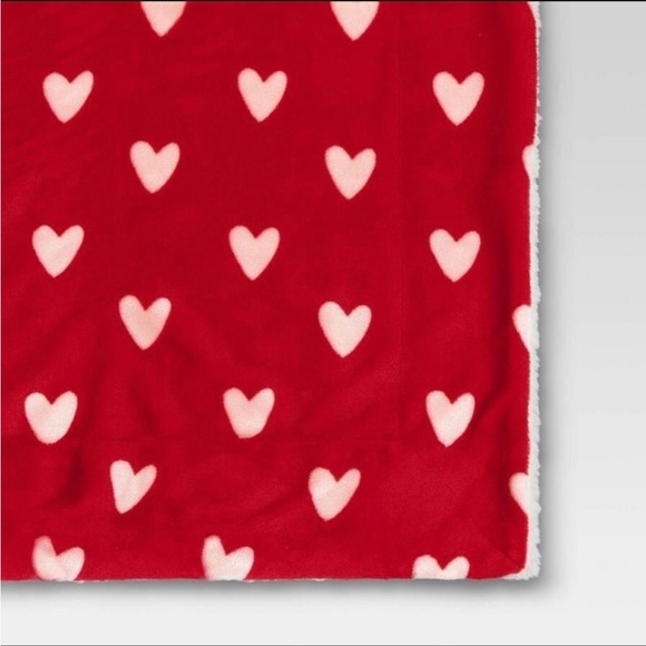 Printed Plush Hearts Throw Blanket Faux Shearling Reverse Red/Pink - Threshold - Picture 4 of 7